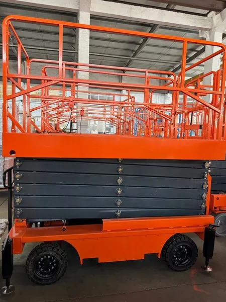 Plataforma de trabajo en alturas tipo tijera autopropulsada ( de accionamiento hidráulico)
