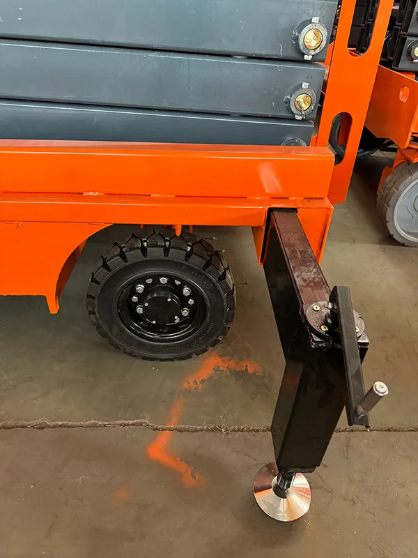 Plataforma de trabajo en alturas tipo tijera autopropulsada ( de accionamiento hidráulico)