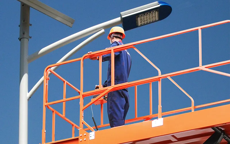  Plataformas de trabajo aéreo y equipos de manejo de materiales para la Mantenimiento de instalaciones